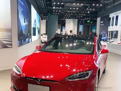 -TESLA 特斯拉(上海太古汇体验店)