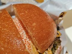 柠香蟹籽牛肉汉堡-JPG canteen(广州东山口店)