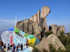-巨石山景区