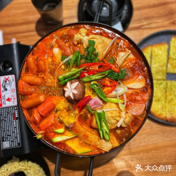 开在汉口这家韩餐为何如此火爆？｜NEED韩餐.