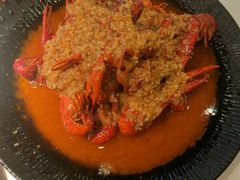 经典蒜香龙虾-红盔甲·小龙虾(天钥桥店)