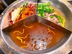-廖掌柜·重庆鲜货火锅(上海首店)