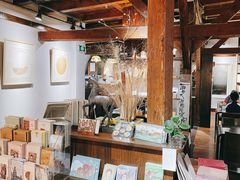 -良友书坊(安徽路店)