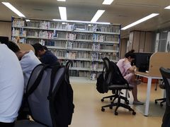 -杭州滨江区图书馆科技分馆