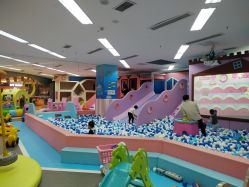 -孩子王童乐园(成都吾悦广场店)