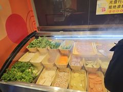 -爱客得牛排海鲜烤肉·火锅自助(春熙路黑金好店)
