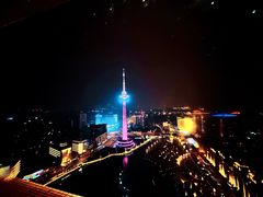 -云顶旋转自助景观餐厅