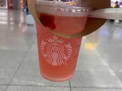 -星巴克(青岛火车北站候车大厅店)
