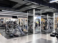 -超鹿运动(五四路恒力城店)