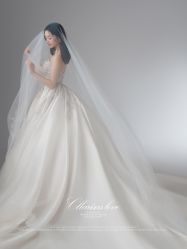 -雪中彩影婚纱摄影·微光艺术中心