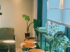 -luutosa  cafe & tea 鹿兔山