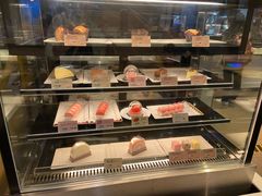 面包甜点陈列柜-麦当劳(总统大酒店店)