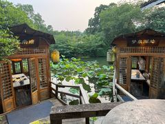 -绿茶餐厅(龙井船宴· 品牌总店)