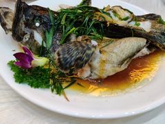 -覃记海鲜美食餐厅