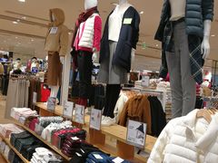 -优衣库(上海金桥太茂店)