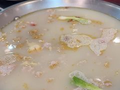 -老来福·非遗酸汤兔(凯旋路店)