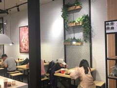 大堂-吉祥馄饨(虹桥火车站店)