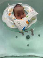 -小鸭先知婴儿游泳馆