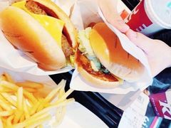 双层星级厚作和牛堡餐-肯德基(福清万达店)