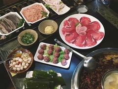 -邓莽子老火锅(中兴路总店)