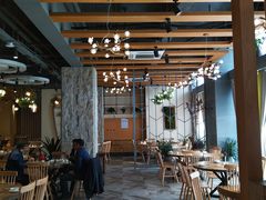 -香山湖家家宴(中山陵店)