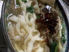 -老广烧烤(骆驼山康馨园店)