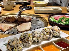 手抓饭团-牛人·雪花牛·木炭烤肉(昆山陆家店)