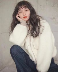-变画·发型STUDIO