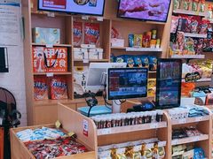 零售区-来伊份1038(新村路三店)