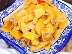 竹笋炒肉-徽州美食(三十年老店)