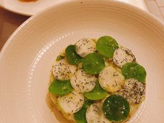 海胆面包配辣椒黄油-Ocean's Table 欧舍