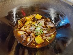 -人民公社铁锅炖·东北菜(卫国道店)