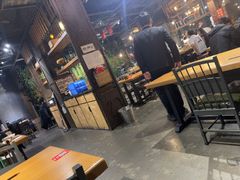 -琥珀老六龙虾(四里河店)