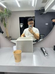 -宫铭烫发染发接发店