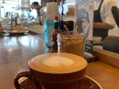 -ROAST coffee & eatery