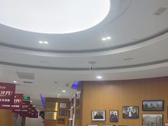 -雅悦齿科(顾村公园店)