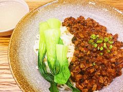 香菇肉酱拌面-醉牛腩·面小馆
