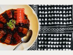 -铜锣湾·有麝自然香(渝北财富中心店)