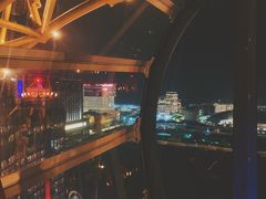 -影汇之星8字形摩天轮