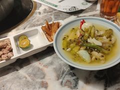 -禄婶鸡煲·打边炉