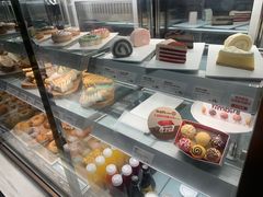 面包甜点陈列柜-Tims天好咖啡·贝果(雁展路万象天地店)