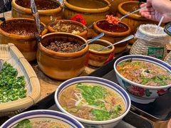 -云阿蛮云南生烫牛肉米线(奉贤路店)