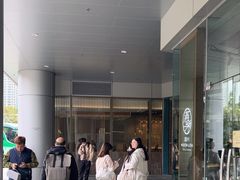 -东荟城名店仓
