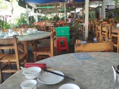 -亚龙湾8号(丁村万人海鲜广场店)