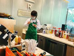 -星巴克臻选(深圳龙华红山天虹店)