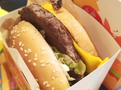 安格斯MAX厚牛培根堡-麦当劳(番禺信联大厦店)