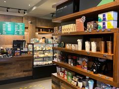 面包甜点陈列柜-星巴克(天津五大道店)