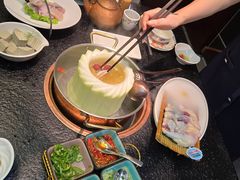 -得意咚瓜·顺德鱼生·冬瓜火锅(深圳首店)