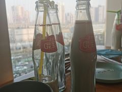 靠窗位-蚝英雄鲜蚝自助专门店(长楹天街直营店)