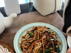 -一楼食业·美食人家